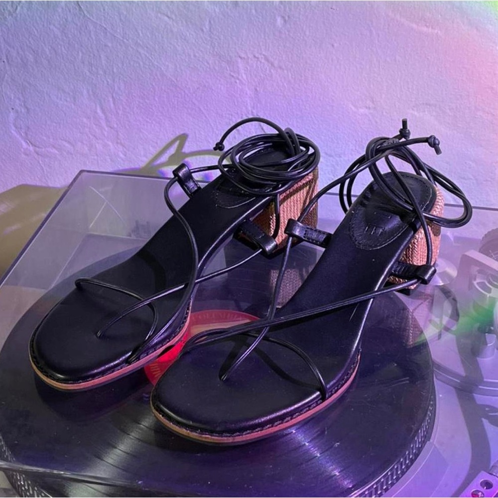Style Mafia Lime soft leather sandal with rafia block heel size 8